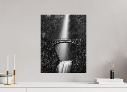 16 x 20.4″, Photo Print Under Acrylic Glass Oregon's Multnomah Falls Black/White