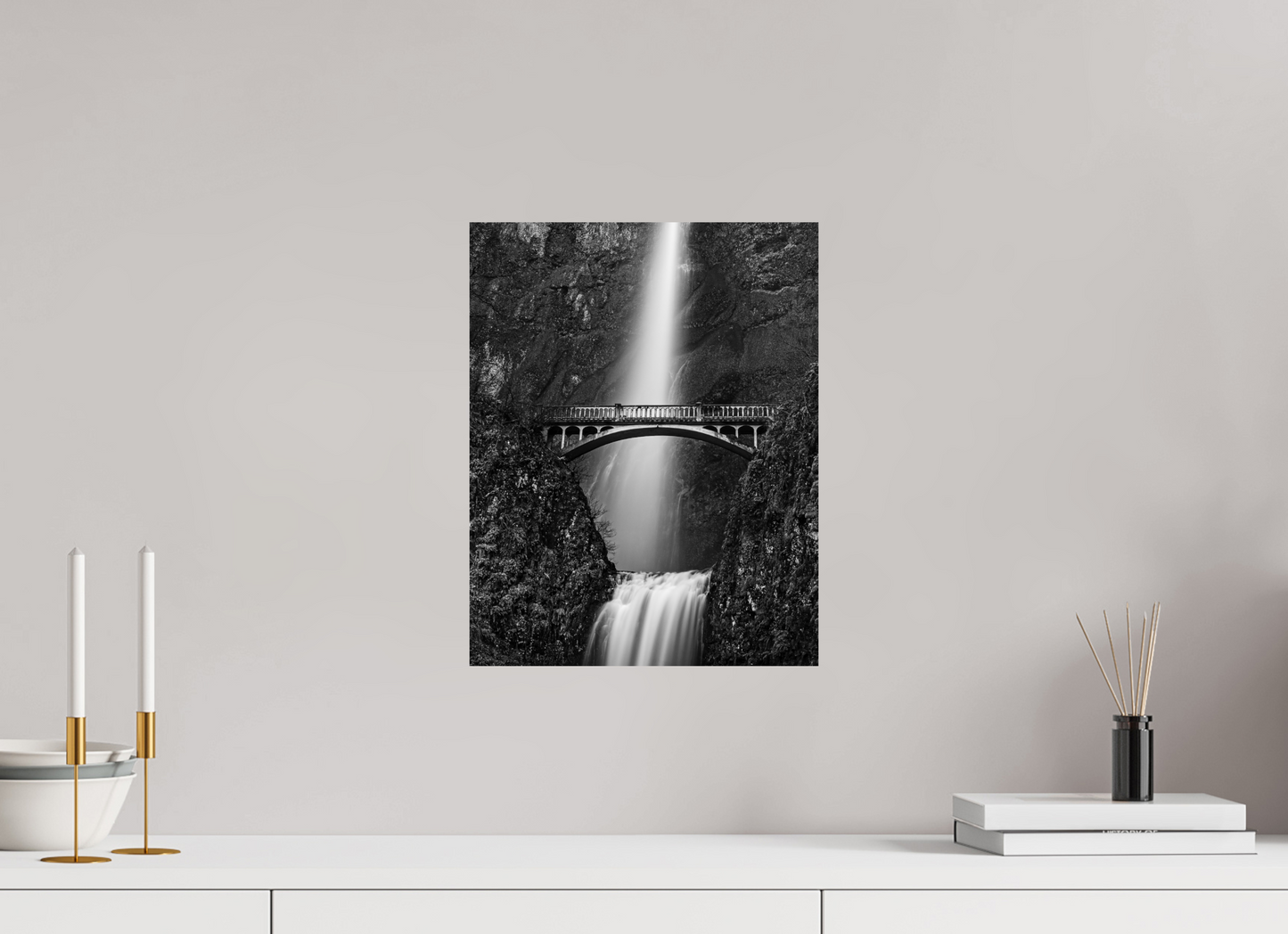 12 x 15.3″, HD Metal Print Oregon's Multnomah Falls Black/White