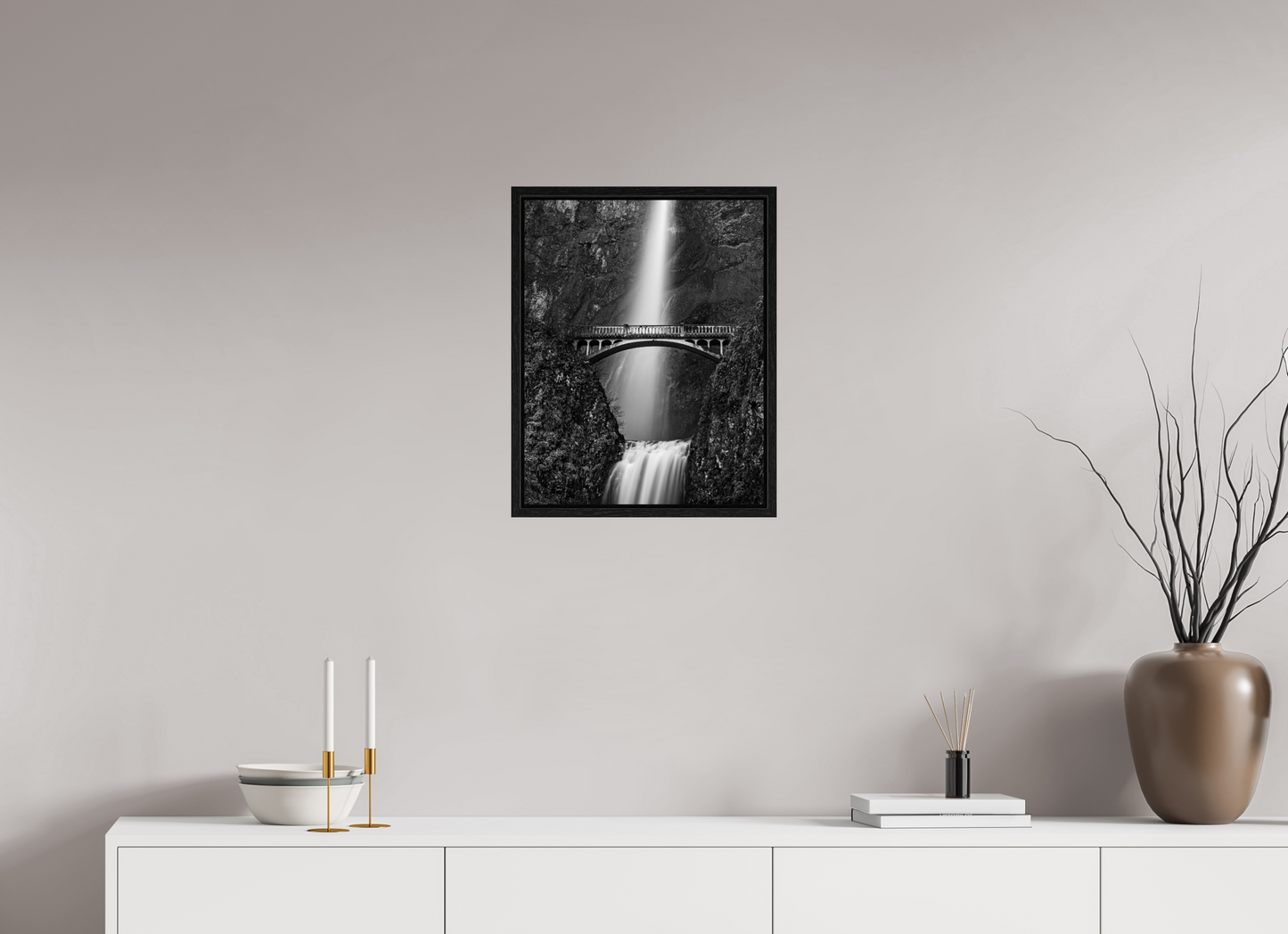 16 x 20.4″, Floater Frame Oregon's Multnomah Falls Black/White