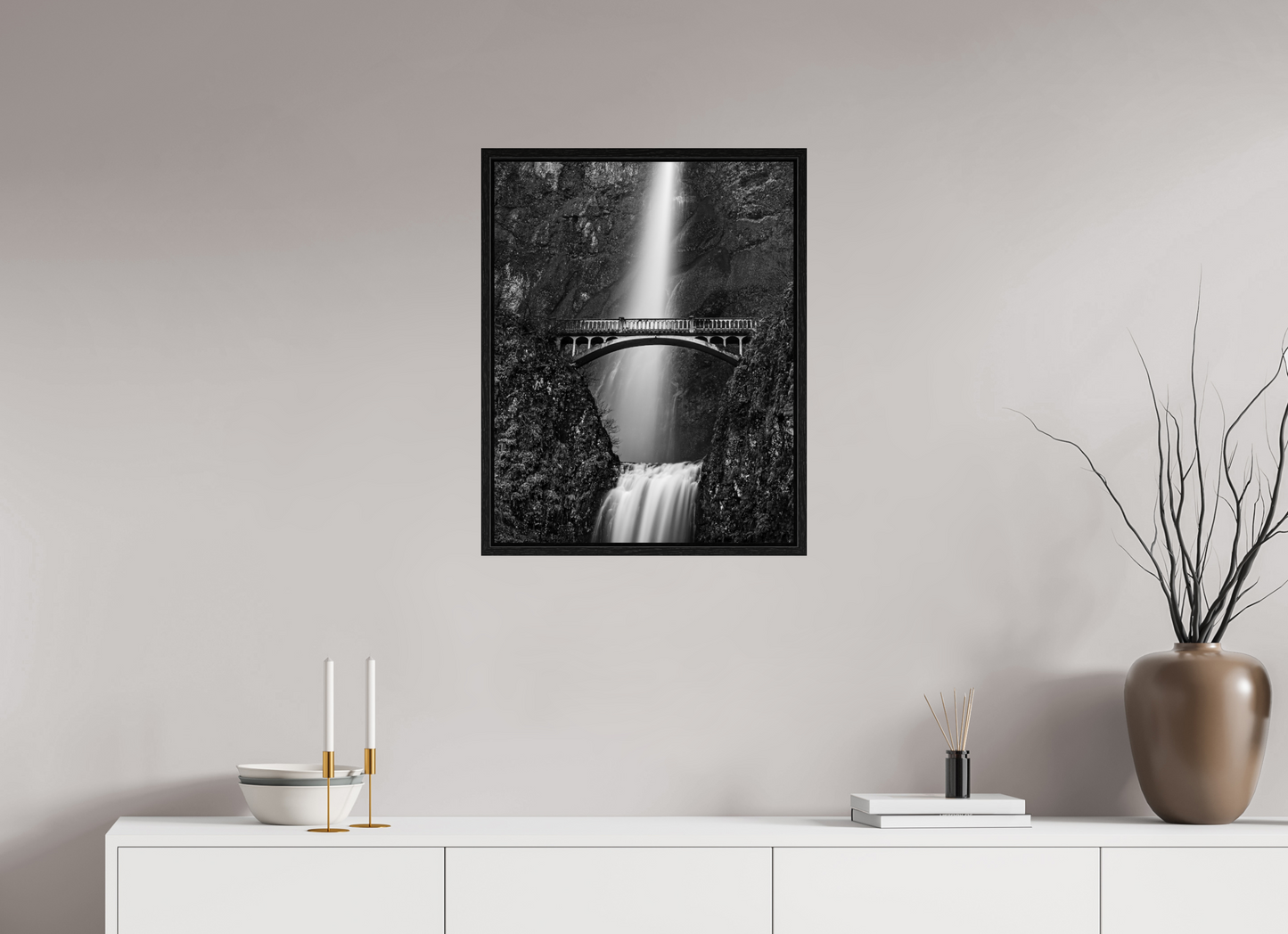 20 x 25.5″, Floater Frame Oregon's Multnomah Falls Black/White