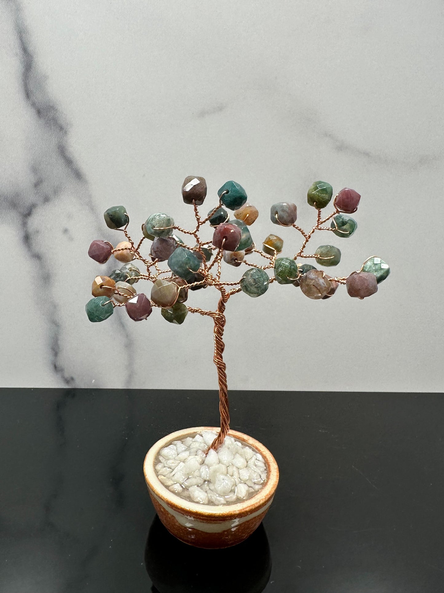 Natural Green Indian Agate with Natural Stone and Ceramic Base